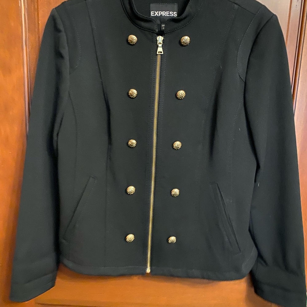 Express button jacket